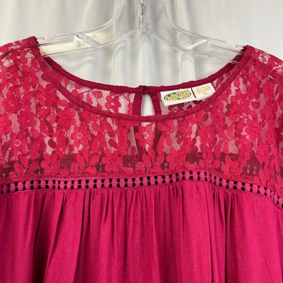 Collections Etc Women’s Lace Pullover Top Raspberry Size XL Keyhole - Picture 3 of 7